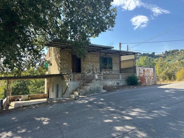 Casa in vendita a Piano della Fara, Rosciano