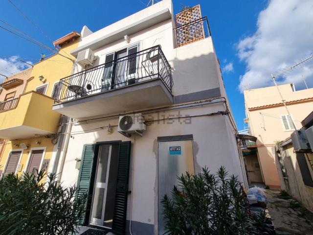 Casa in vendita a Sperone, Messina