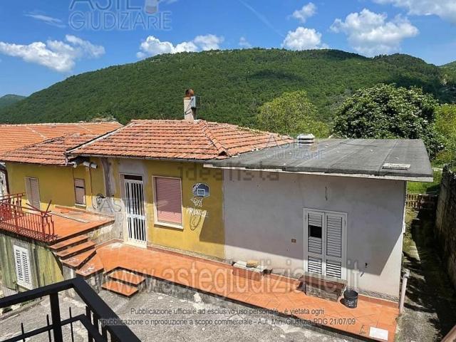Casa in vendita a Fiuggi, Frosinone