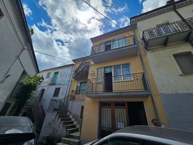 Casa in vendita a Centro storico, San Giovanni Lipioni