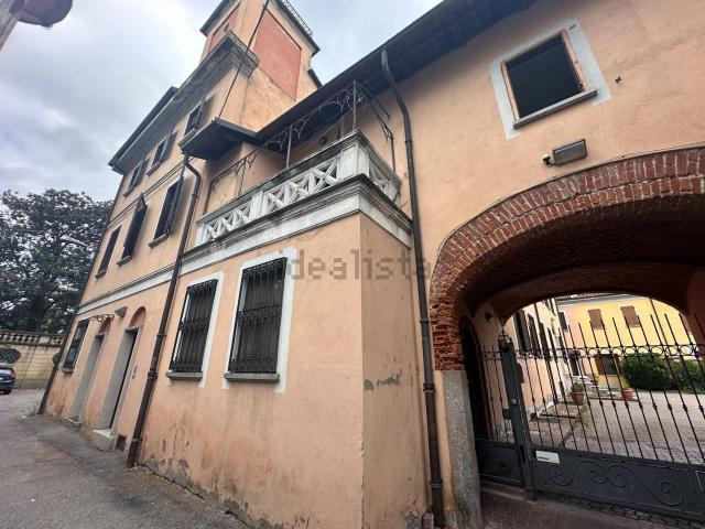 Casa in vendita a Borgo Vercelli, Vercelli