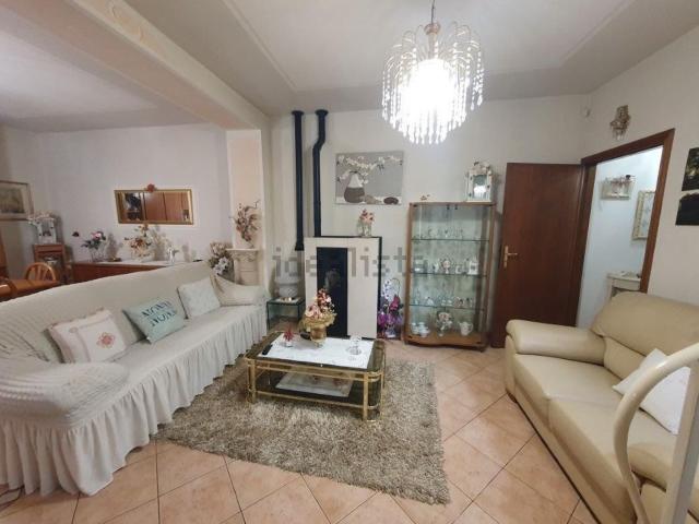 Casa in vendita a Serravalle Pistoiese, Pistoia