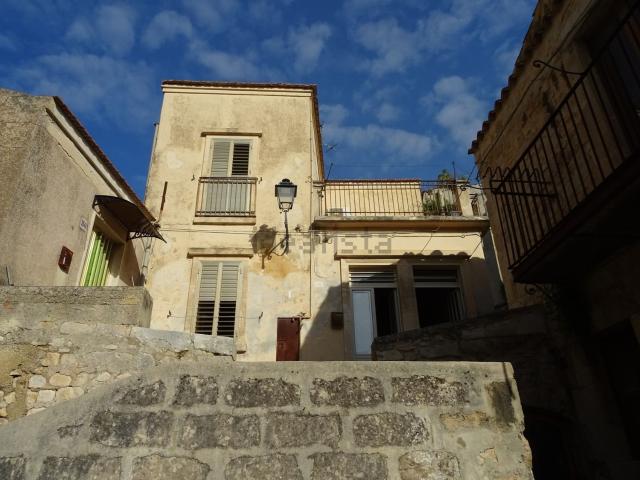 Casa in vendita a Modica Alta, Marina Di Modica