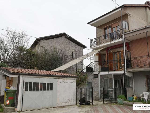 Casa in vendita a Vesignano, Piemonte