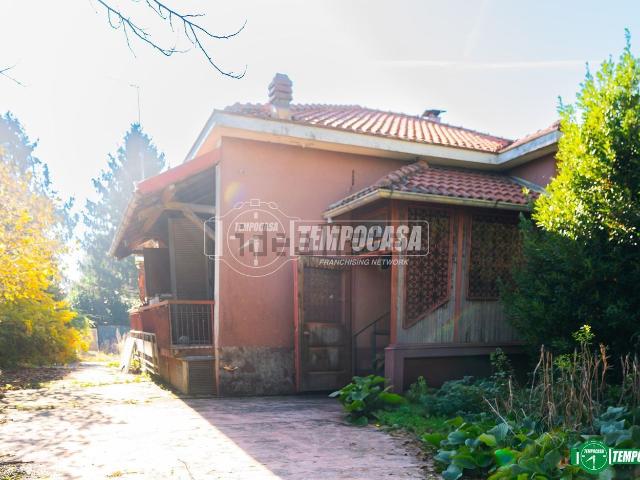 Casa in vendita a Triuggio, Lombardia
