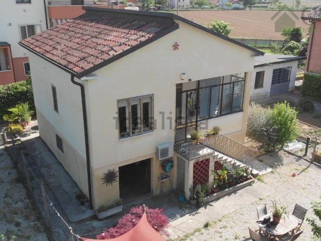 Casa in vendita a Parco Città, Vicenza