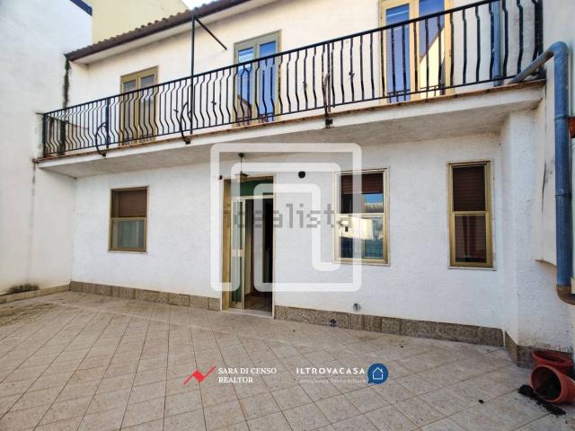 Casa in vendita a Bugnara, L'Aquila
