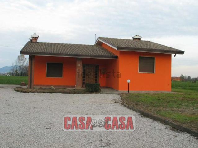 Casa in vendita a Sant'elena, Veneto