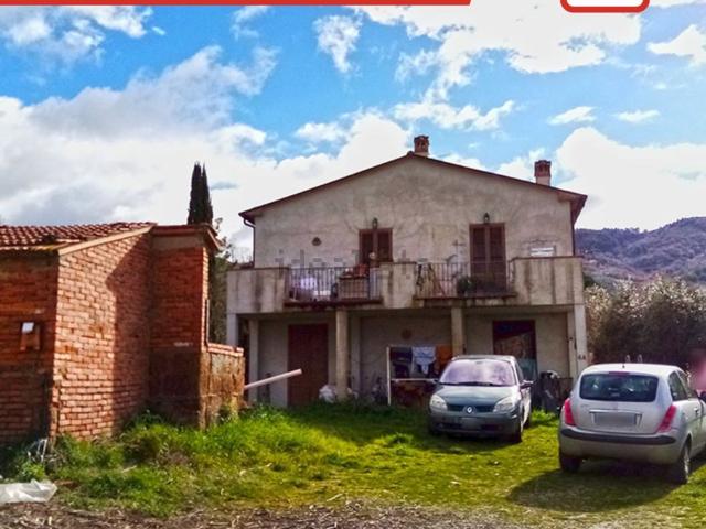 Casa in vendita a Castiglion Fiorentino, Toscana