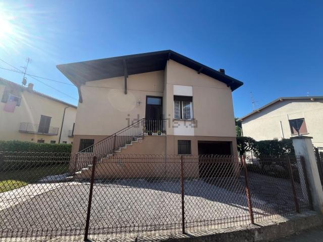 Casa in vendita a Pesiago, Oggiono