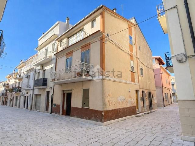 Casa in vendita a Puglia, Foggia