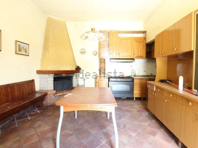 Casa in vendita a Lamporecchio, Toscana