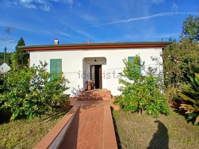 Casa in vendita a Romagnano, Marina Di Massa