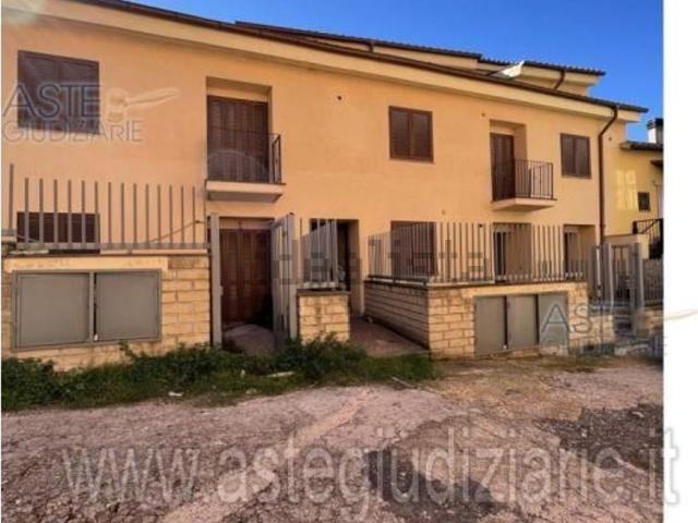 Casa in vendita a Giardino, Vetralla