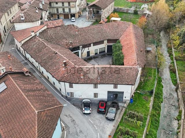 Casa in vendita a San Rocco, Busca
