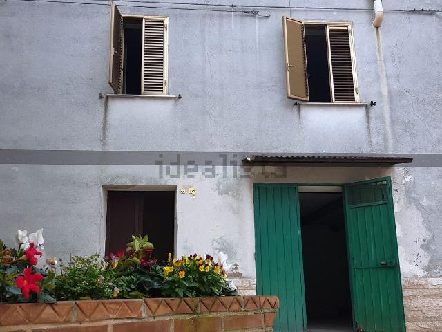 Casa in vendita a Montenero di Bisaccia, Molise