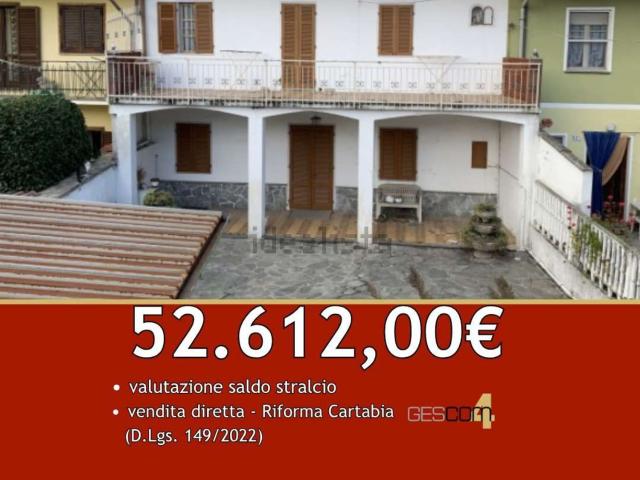 Casa in vendita a Alice Castello, Vercelli