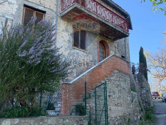Casa in vendita a Contigliano, Lazio