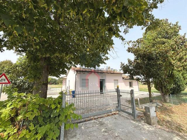 Casa in vendita a Villanova, Forlì