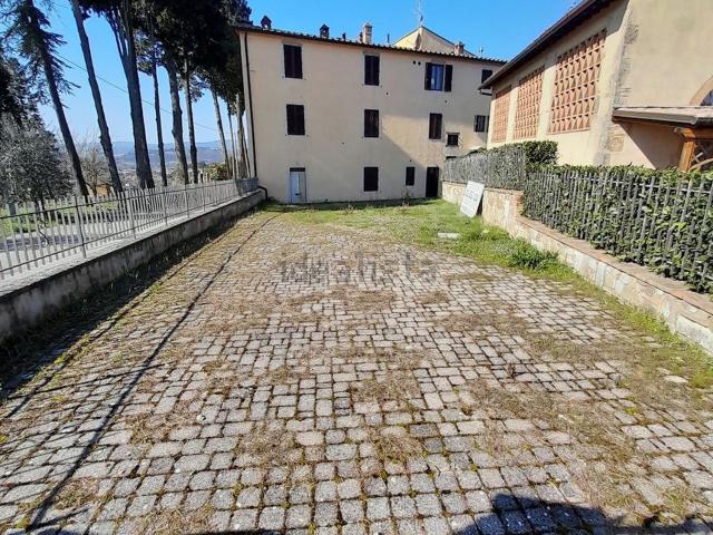 Casa in vendita a Gavignano, Lecchi