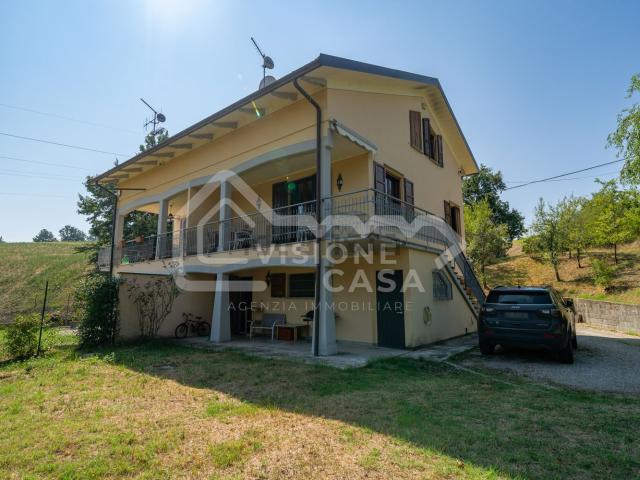 Casa in vendita a Val d’Enza, Re