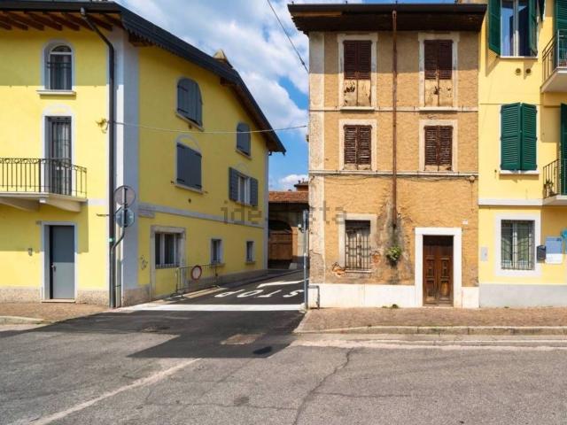 Casa in vendita a Castenedolo, Lombardia