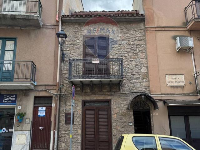 Casa in vendita a Caccamo, Sicilia