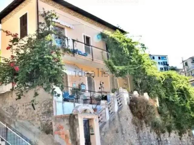 Casa in vendita a San Remo, Liguria