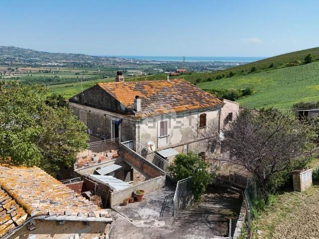 Casa in vendita a Atri, Abruzzo