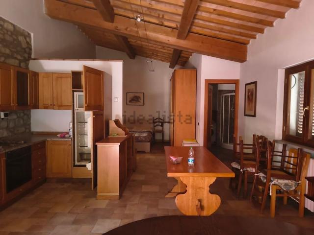 Casa in vendita a Vernio