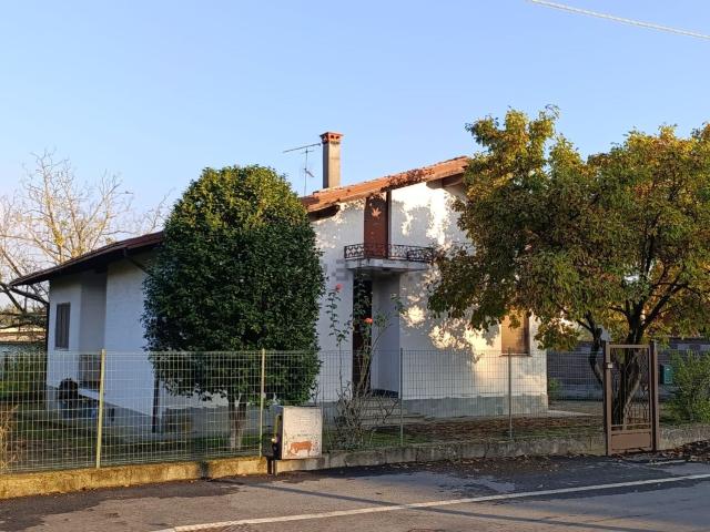 Casa in vendita a Piemonte, Vercelli