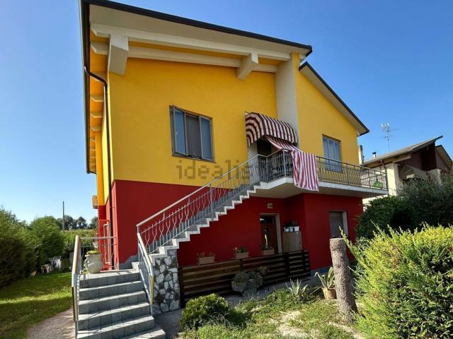 Casa in vendita a Bonavigo, Veneto