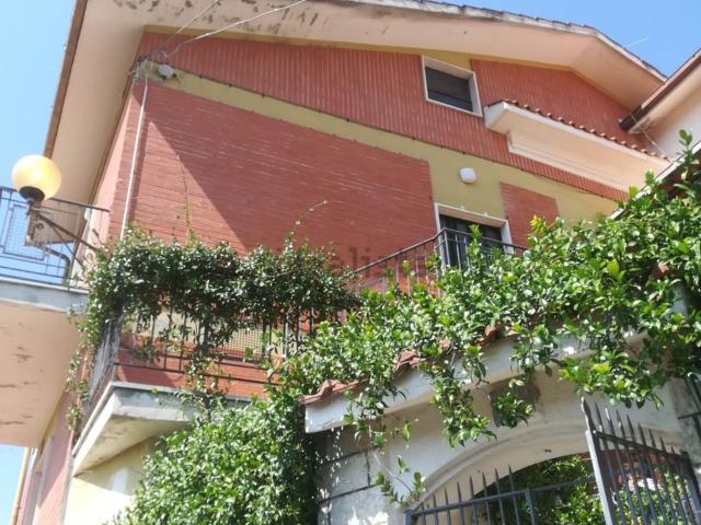 Casa in vendita a Vallerotonda, Lazio