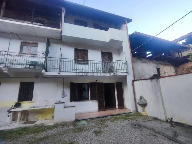 Casa in vendita a Piemonte, Novara