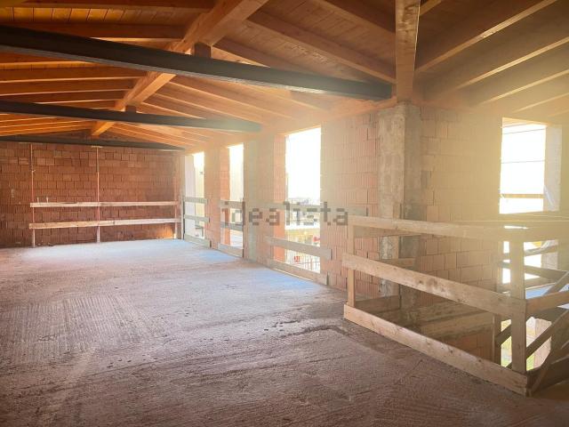 Casa in vendita a Comun Nuovo, Bergamo