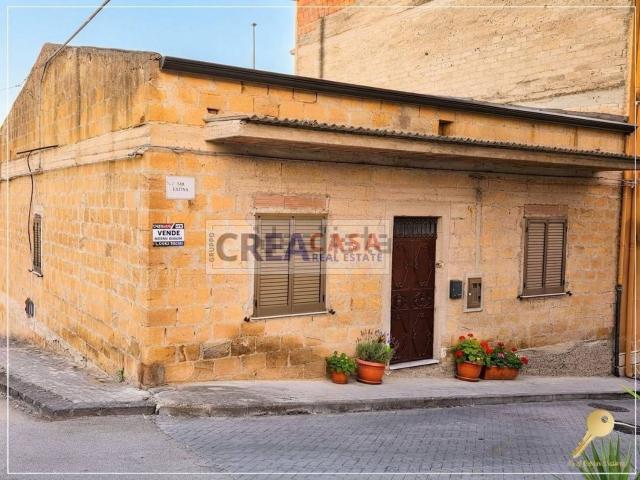 Casa in vendita a Riesi, Sicilia