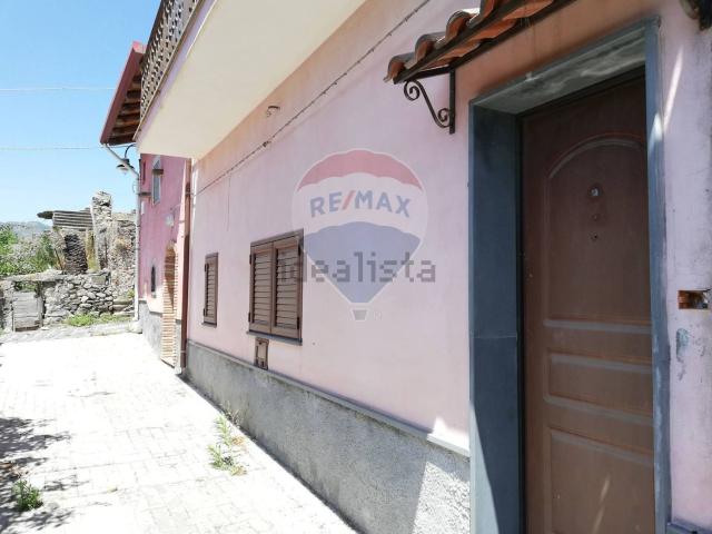 Casa in vendita a Gaggi, Sicilia