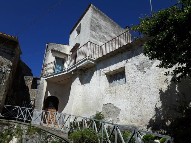 Casa in vendita a Presenzano, Campania