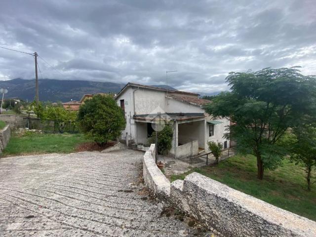 Casa in vendita a Case Baffetta, Sora