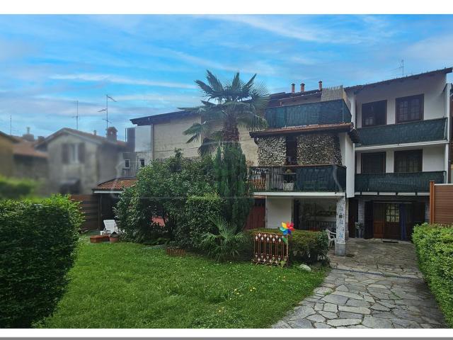 Casa in vendita a Monte, Massino Visconti