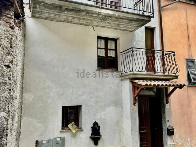 Casa in vendita a Spessa, Piemonte