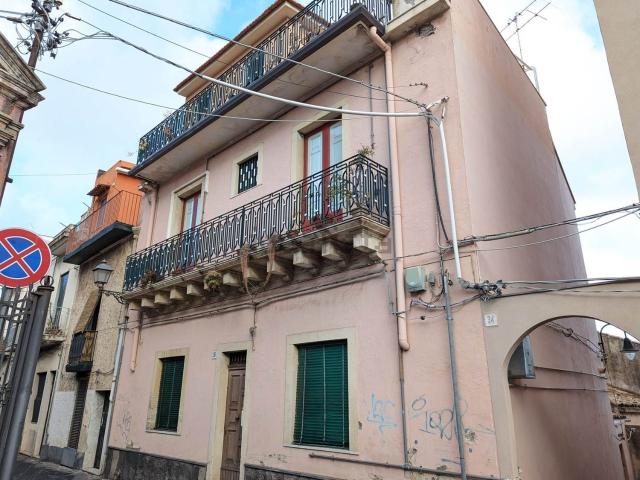 Casa in vendita a Acireale, Sicilia