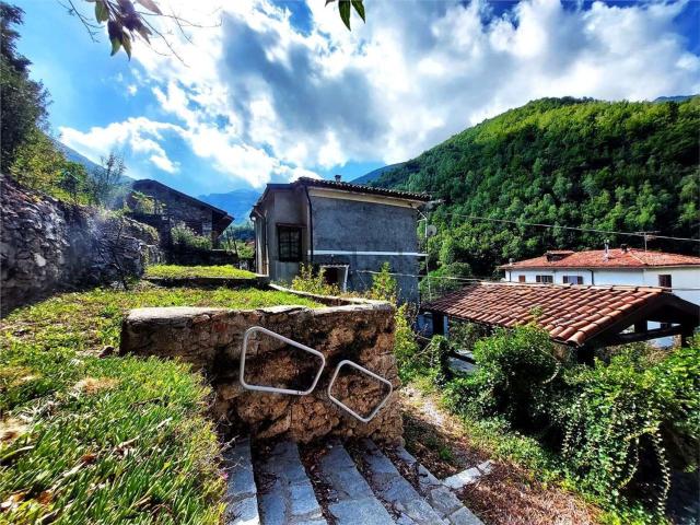 Casa in vendita a Barchi Breo, Ormea