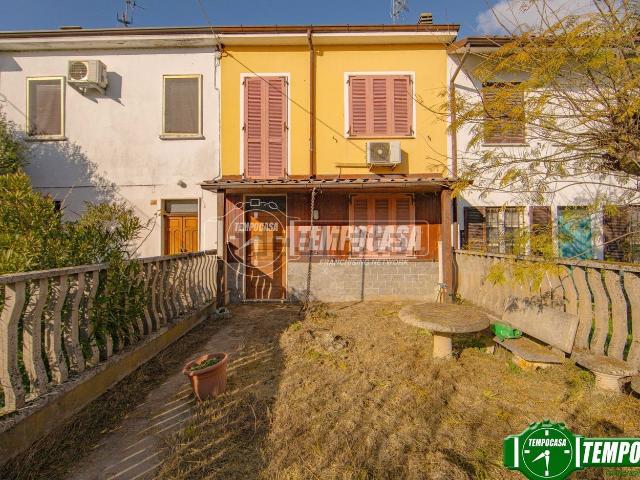 Casa in vendita a Sommo, Lombardia
