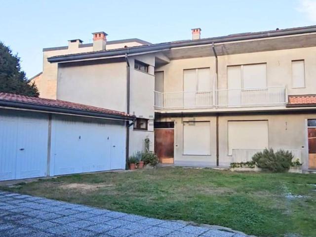 Casa in vendita a Varedo, Monza e della Brianza