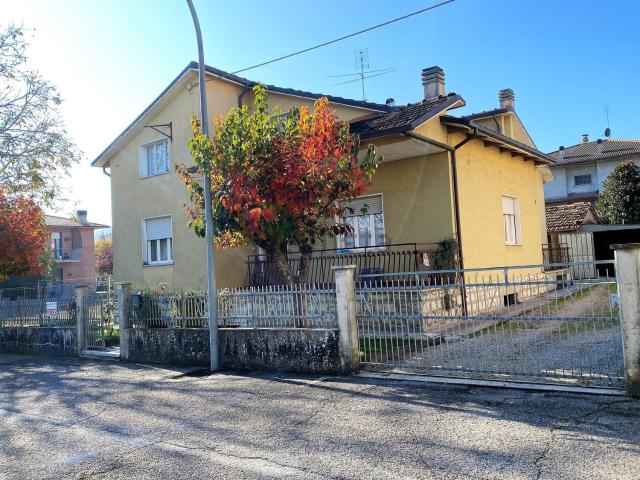Casa in vendita a San Silvestro, Marche