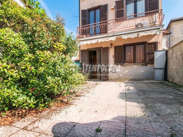 Casa in vendita a Lurago Marinone, Lombardia