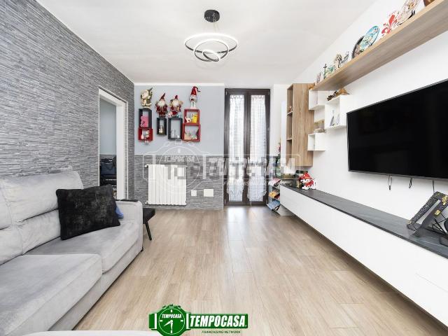 Casa in vendita a Torrazza dei Mandelli, Cambiago