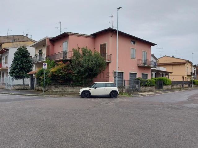 Casa in vendita a Reggiana - Gescal, Prato