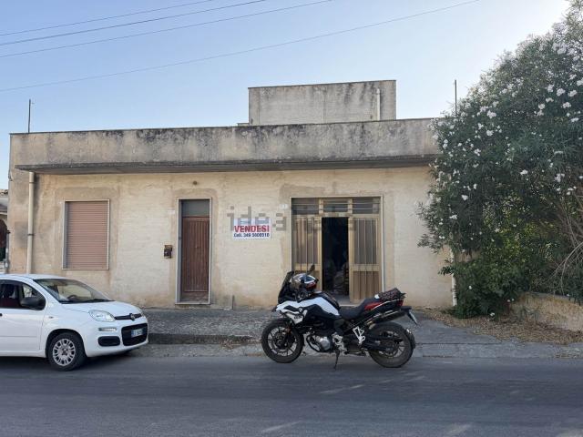 Casa in vendita a Valderice, Trapani